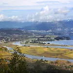 La Casa Alta En La Ruta Del Camino De Santiago Nyaraló