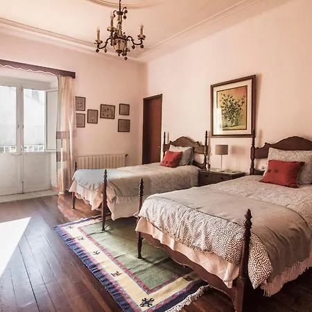 La Casa Alta En La Ruta Del Camino De Santiago A Guarda